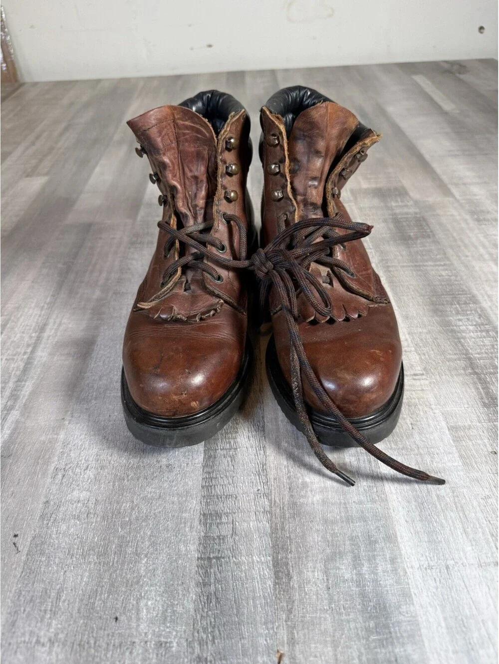 Vintage Red Wings Leather Work Boot Safety Toe Super Sole OR Kiltie Men’s 7.5